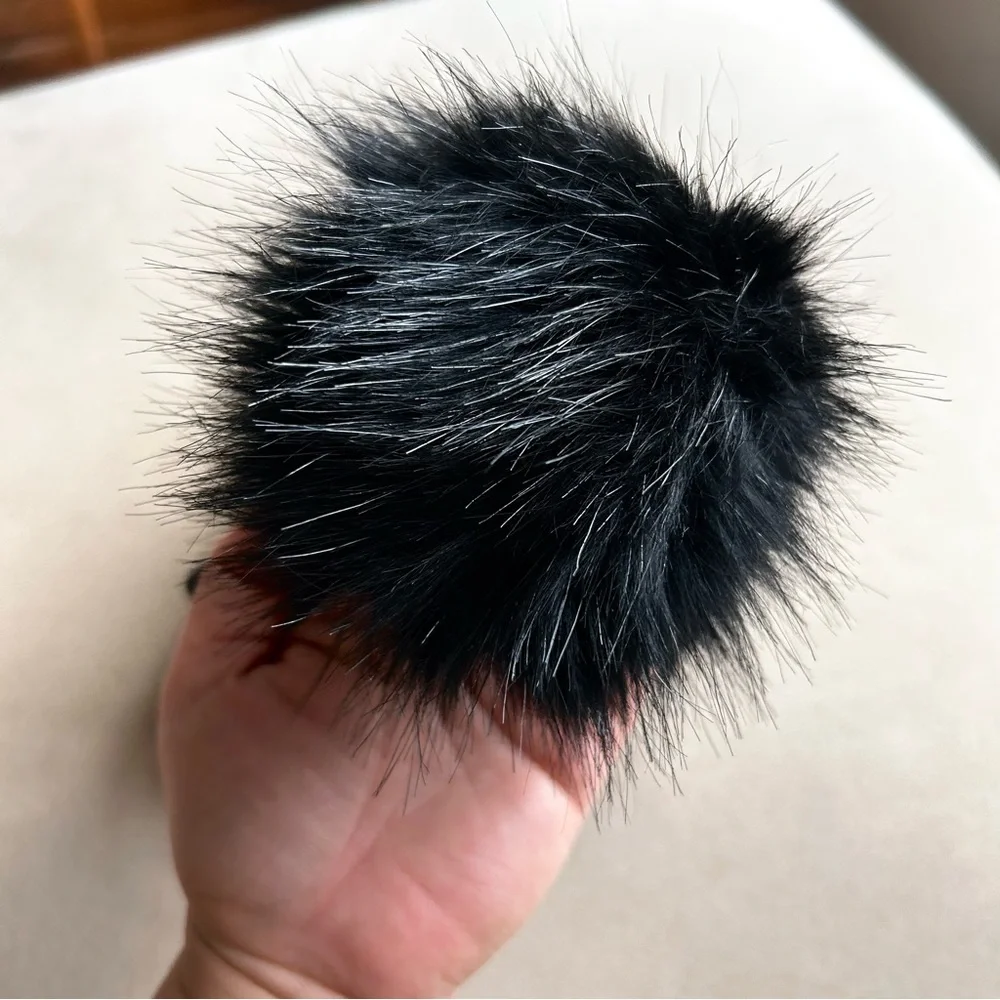 Parkhurst 100% Wool Felted Slouchy Hat w/Pom Pom Black - Picture 3 of 9